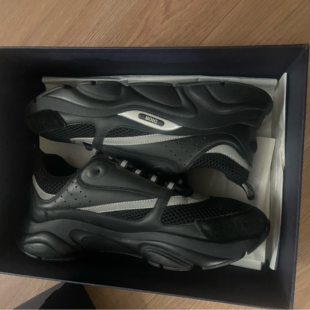 Dior B22 size 11